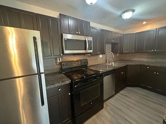 5th image of 4610 NW 79th Ave APT 1A