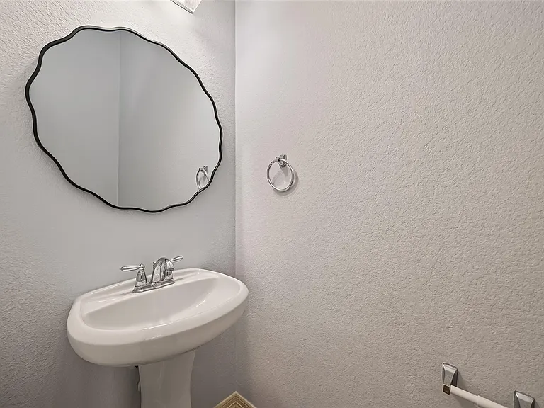 3308 Clearview Cir — Photo 13