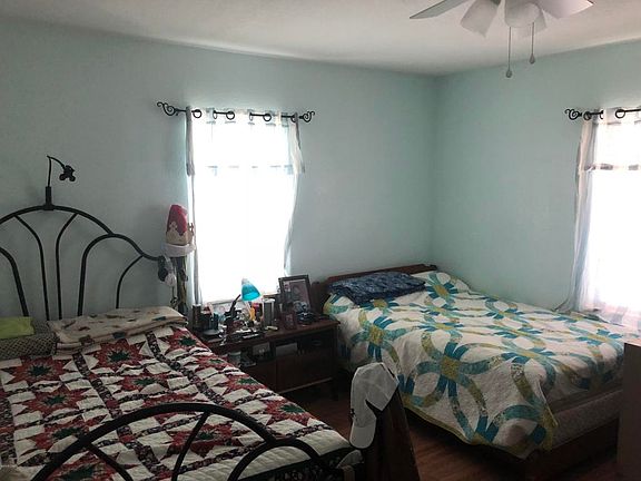 5th image of 527 S Hall St