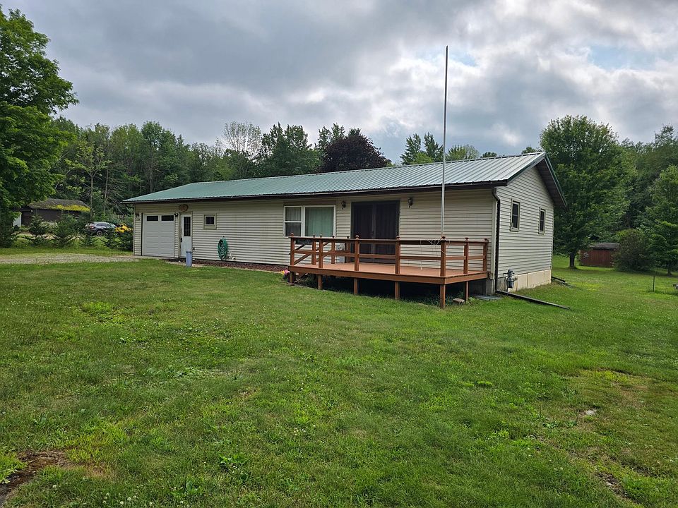 1st image of 17159 Evergreen Ln
