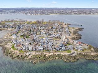 107 Bay View Ave, Salem, MA 01970
