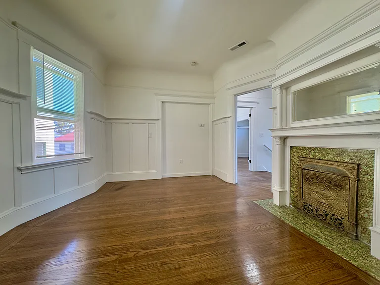 3115 Martin Luther King Jr Way — Photo 17
