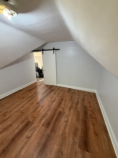 1 bed, $1,400 — Photo 4