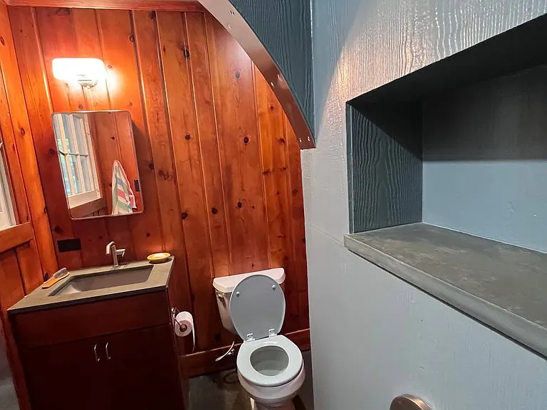 5800 Fenwick Rd — Photo 37