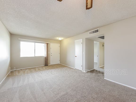 5th image of 10918 W Santa Fe Dr