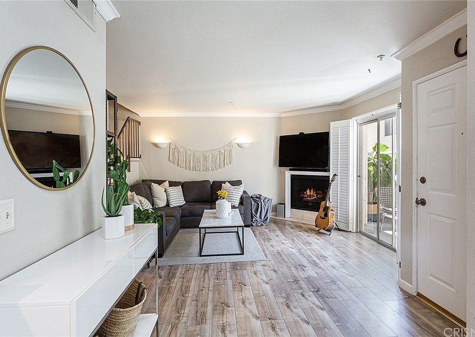 1st image of 4511 Murietta Ave Unit 3