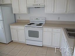 4th image of 10058 Poppy Hill Dr