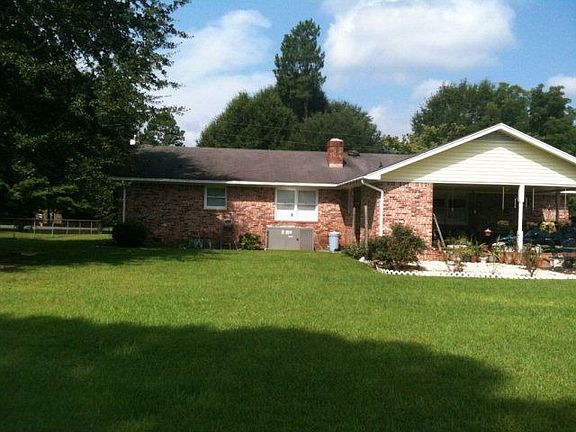 3rd image of 4042 Creekmoor Dr