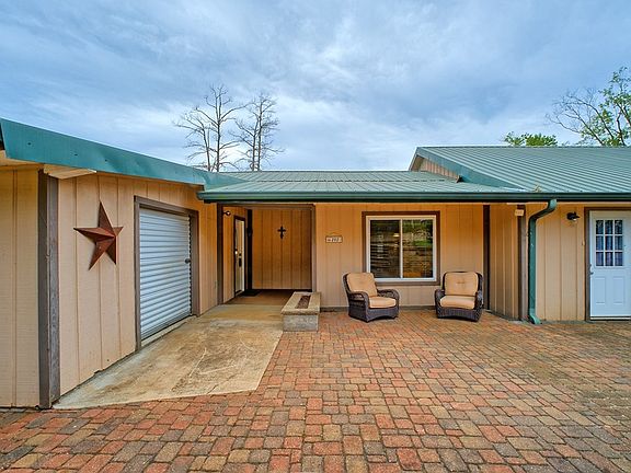 5th image of 202 Tipperary Dr