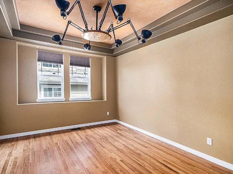 8699 S Addison Way — Photo 9