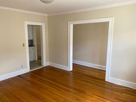 3rd image of 67 Saratoga Ave #1R