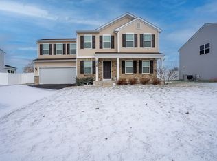 2026 Gleneagles Ln, Yorkville, IL 60560