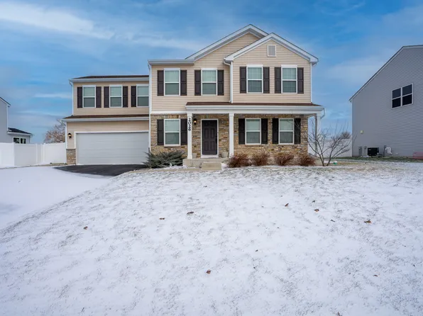 2026 Gleneagles Ln, Yorkville, IL 60560