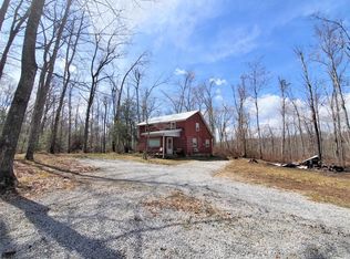 577 Carter Town Rd, Crossville, TN 38571