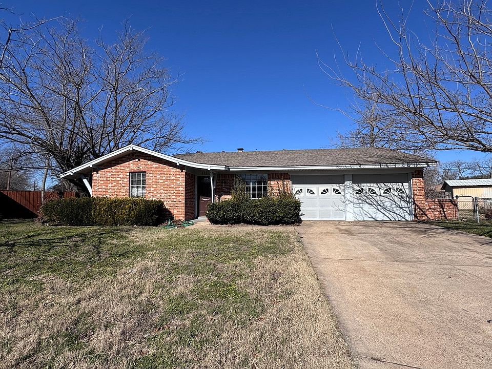 1st image of 307 Katherine Ct