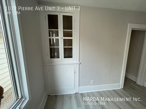 4th image of 1079 Pierre Ave #3