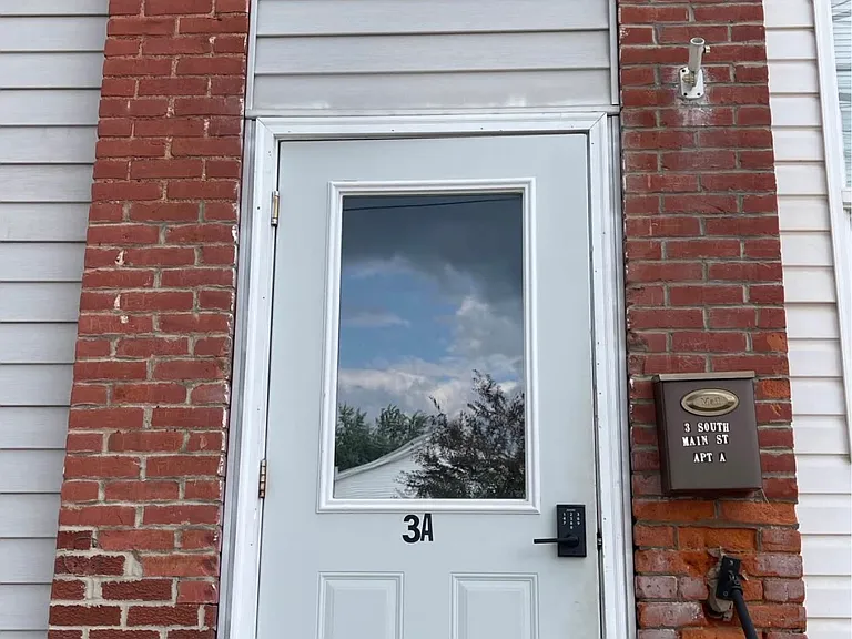 1 S Main St #3A — Photo 10