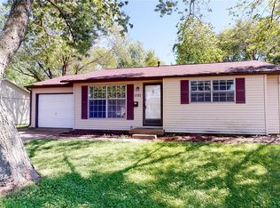 1101 W Nixon Dr, O'Fallon, IL 62269