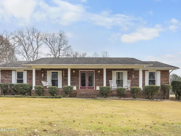 364 Orchard Valley Dr, Harriman, TN 37748