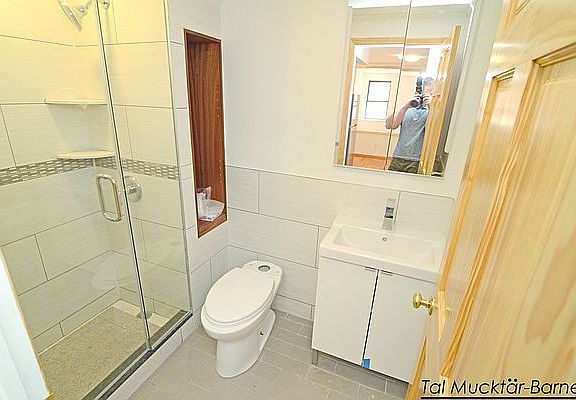 4th image of 28 Orchard St APT 4C