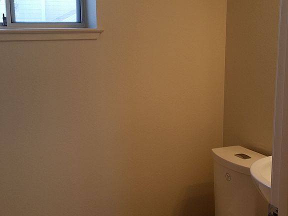 5th image of 364 Meridian Dr