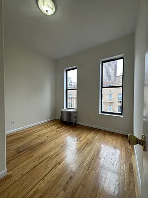 Rented by Peter R. Hungerford, LREB | media 7