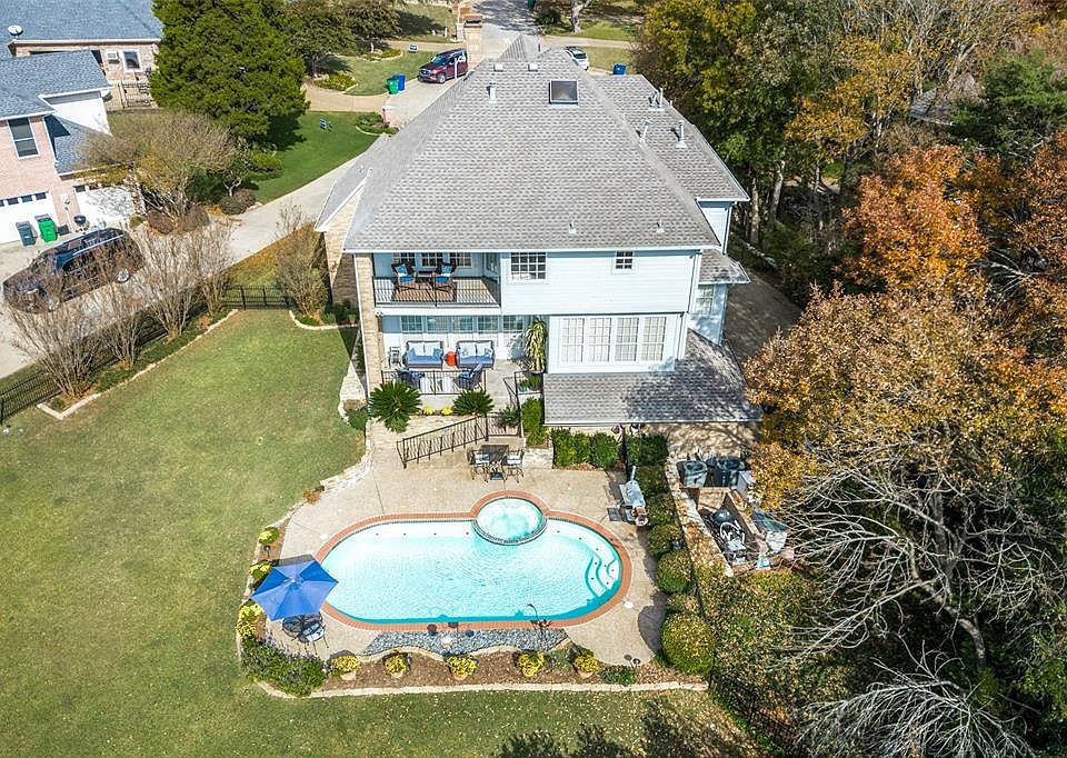 1st image of 1521 Bay Valley Cir