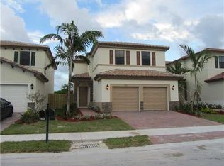 9232 SW 227th Ln, Cutler Bay, FL 33190