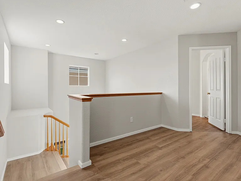 30845 Grenoble Ct — Photo 9