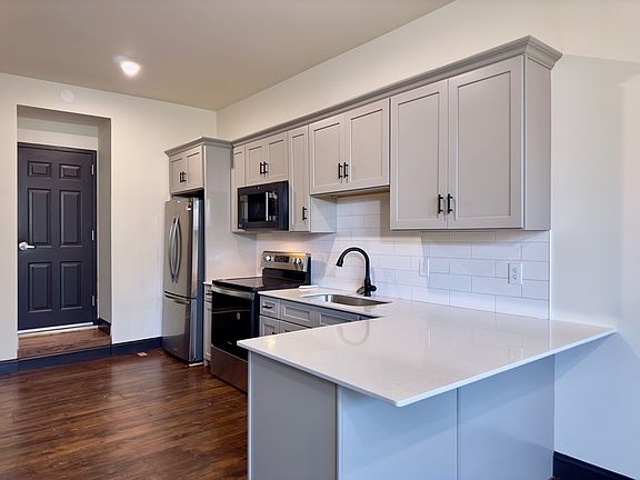 2nd image of 709 N Duke St #11212362