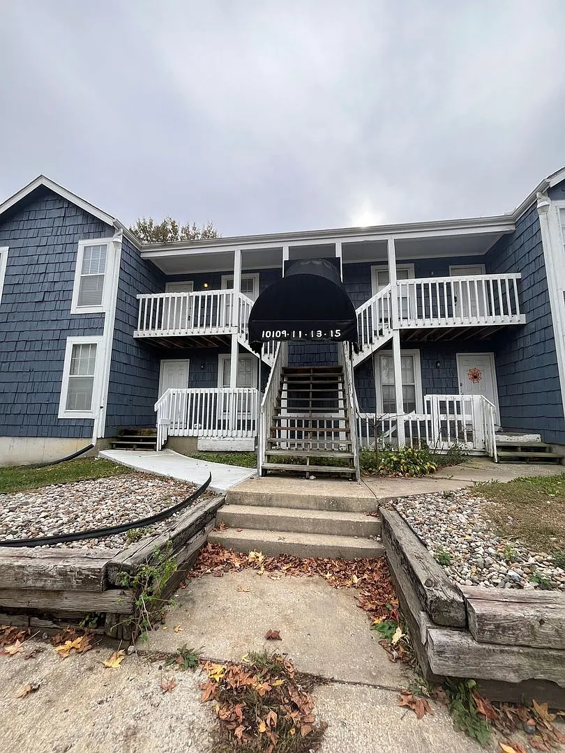 Available Now! 2 Bed 2 Bath Apartment! $995.00 — Photo 1