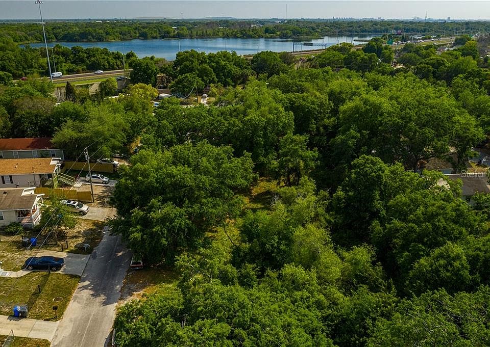 1st image of Wiggins Leaf St