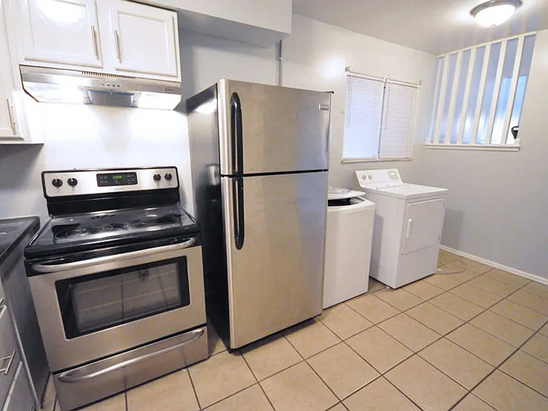 191 Chittenden Ave #C — Photo 5