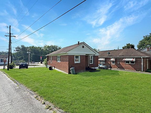 3rd image of 514 N Oakwood Ave