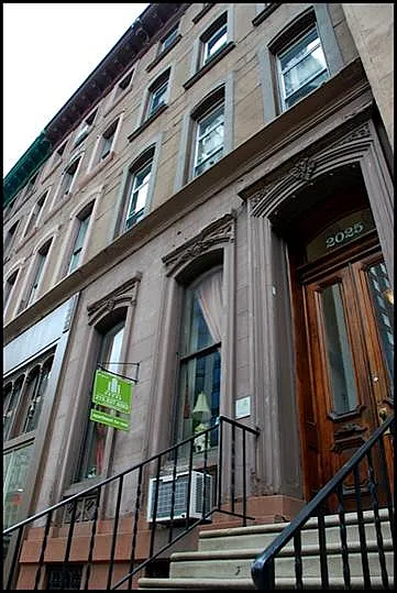 2025 Walnut St — Photo 1