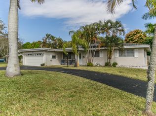 221 S Bel Air Dr, Plantation, FL 33317