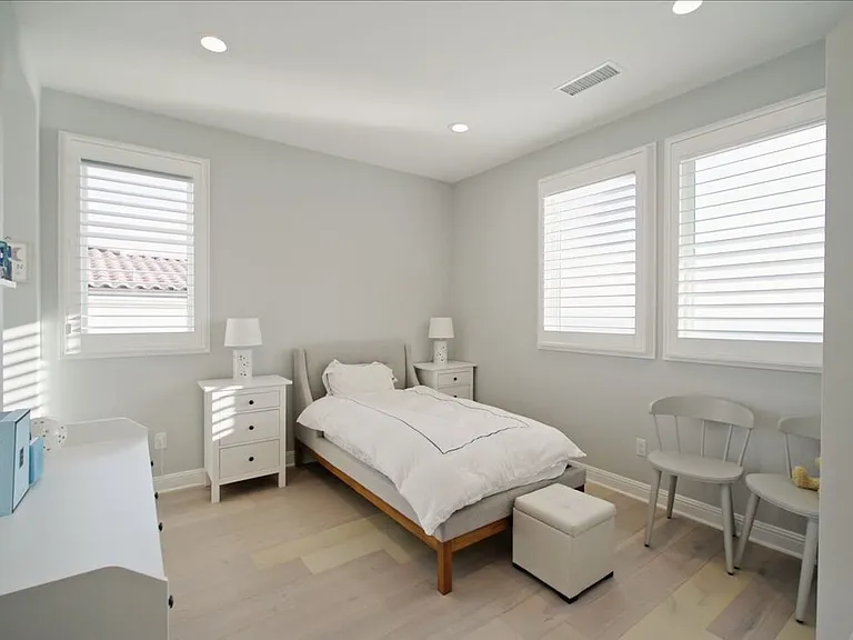 20326 W Liverpool Way — Photo 37