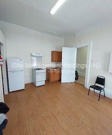 3rd image of 59 Columbia St APT 2