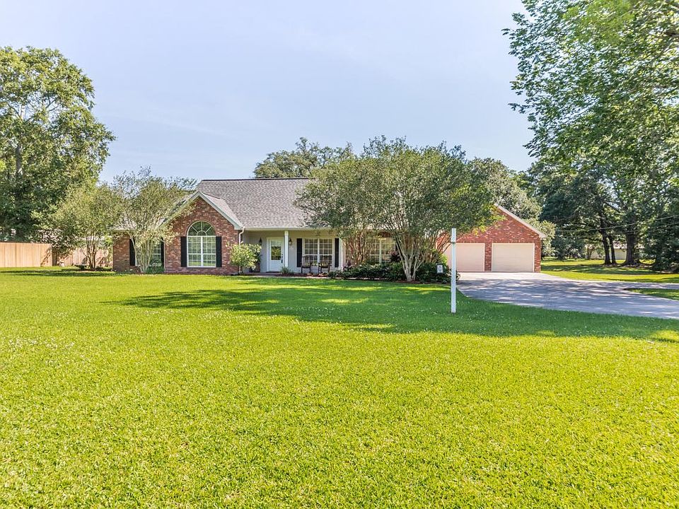 1st image of 266 Aline Dr