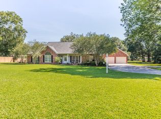 266 Aline Dr, Breaux Bridge, LA 70517