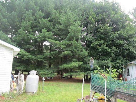 5th image of 2026 Maple St