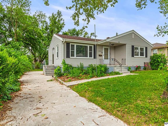 3rd image of 4021 Vernon Ave