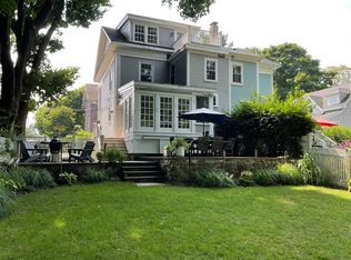 1 Abbot Ct, Marblehead, MA 01945