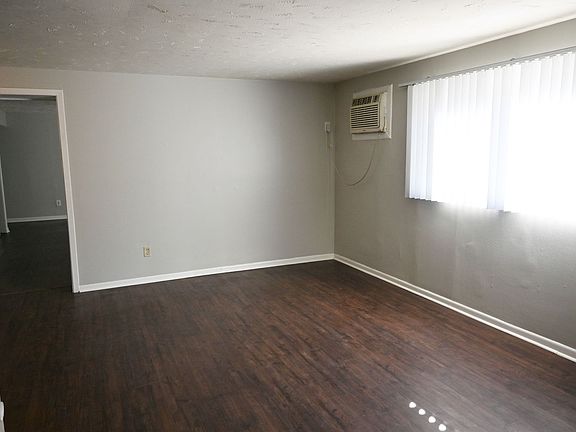 4th image of 4438 N 61st St #A