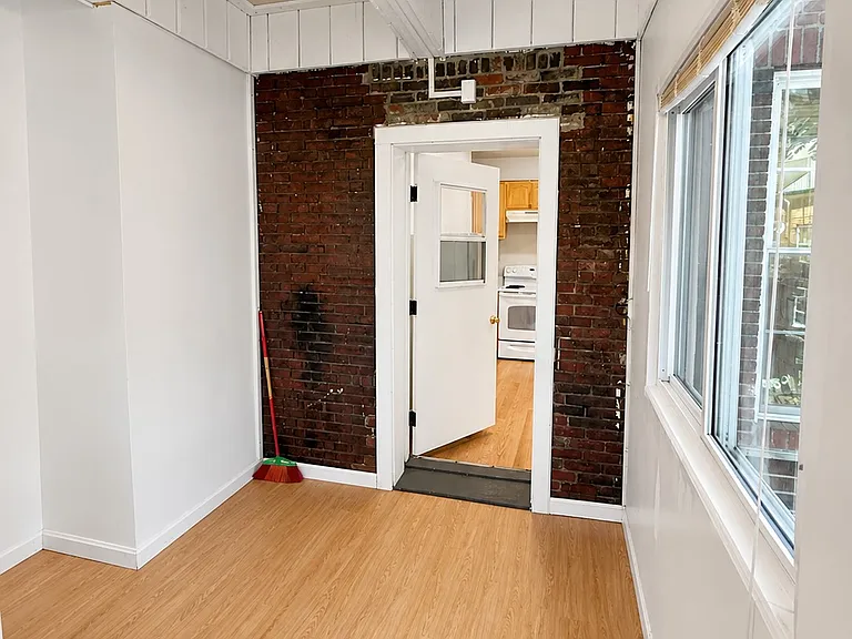 74 Tyler St #C — Photo 15