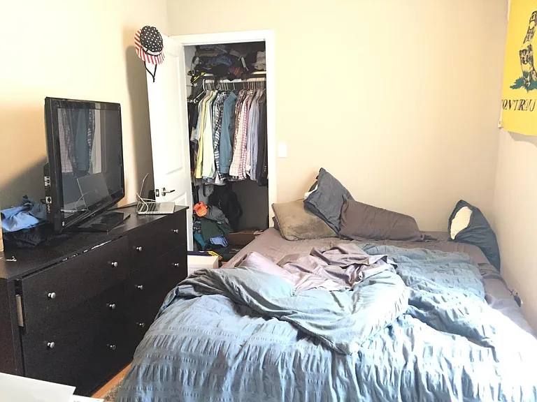 1340 Lombard St #4R — Photo 11