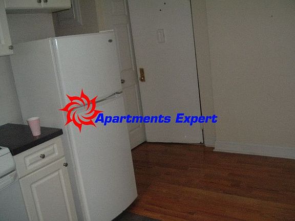2nd image of 242 Bradhurst Ave APT 36
