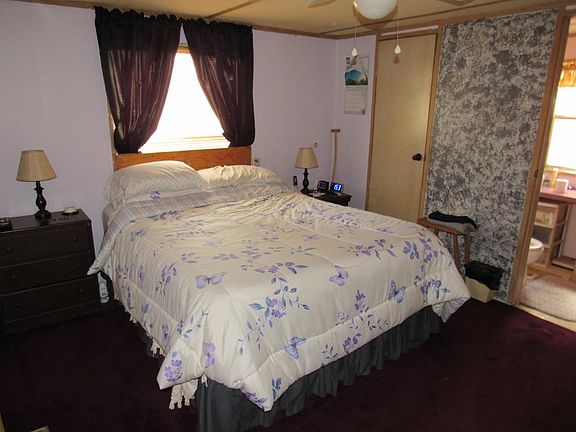 4th image of 121 Sugar Creek Ln