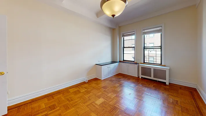 Rented by Bond New York | media 24