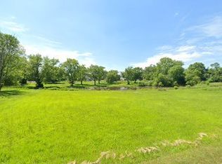 21174 21st St N, Barrington, IL 60010